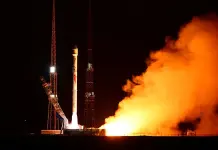 Cina: razzo Zhuque-2E colloca 10 satelliti nello spazio (1)