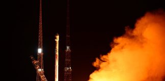 Cina: razzo Zhuque-2E colloca 10 satelliti nello spazio (1)