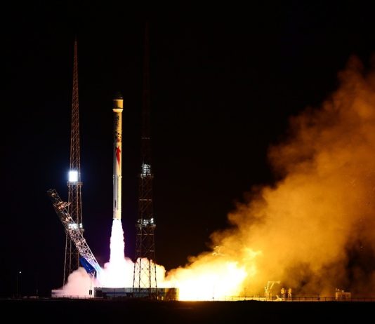 Cina: razzo Zhuque-2E colloca 10 satelliti nello spazio (2)