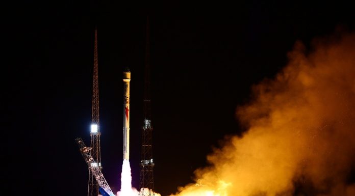 Cina: razzo Zhuque-2E colloca 10 satelliti nello spazio (2)