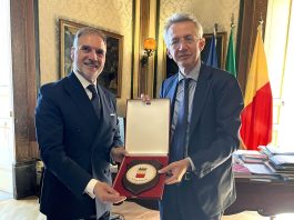 Napoli, si è insediato il nuovo questore Fausto Lamparelli