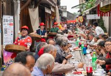 Cina: Lanxi, banchetto accoglie oltre 500 anziani per Festa del doppio nove (3)