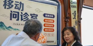Cina: anziani in treno da Harbin a Haikou per sfuggire al freddo invernale (1)