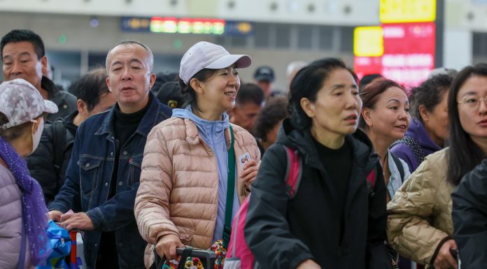 Cina: anziani in treno da Harbin a Haikou per sfuggire al freddo invernale (2)