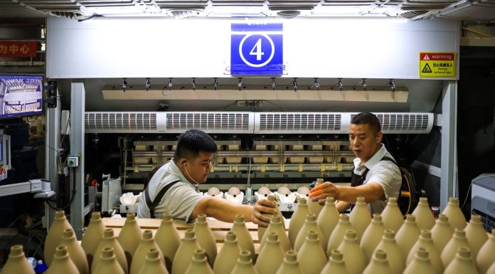 Cina: tradizione e innovazione per la ceramica celadon di Longquan (3)