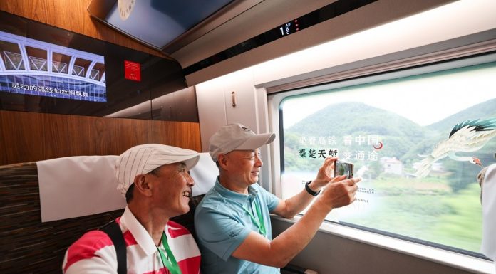 Cina: record di viaggi passeggeri ferroviari nei primi nove mesi del 2026