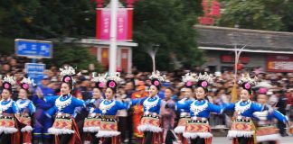 Cina: Liaoning, sfilata di danze del patrimonio culturale immateriale (2)