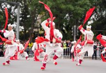 Cina: Liaoning, sfilata di danze del patrimonio culturale immateriale (3)