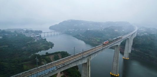 Cina: al via i test su linea ferroviaria ad alta velocità Chongqing-Wanzhou (3)