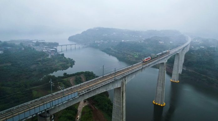 Cina: al via i test su linea ferroviaria ad alta velocità Chongqing-Wanzhou (3)
