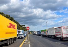 Tir ancora fermi al casello di Tremestieri a Messina, autotrasportatori indipendenti continuano la protesta