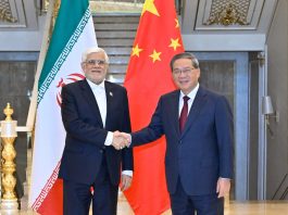 Premier cinese Li Qiang incontra primo vice presidente iraniano Aref a Dushanbe