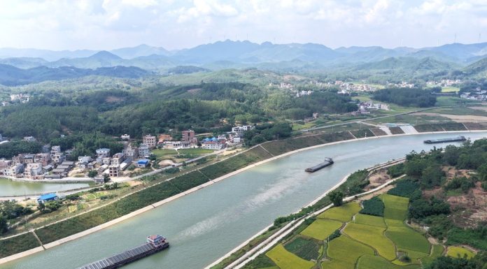 Cina: traffico merci sul canale Pinglu supera il milione di tonnellate (2)