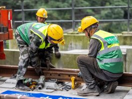 Cina: completata la posa dei binari della ferrovia ad alta velocità Chongqing-Kunming (3)