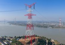 Cina: Anhui, completata posa dei conduttori nella linea UHVDC sullo Yangtze (2)