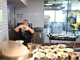 Cina: a Nanchino un ristorante con cucina basata sull’IA (2)