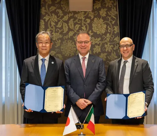 Italia e Giappone firmano una dichiarazione di intenti per un partenariato strategico sullo spazio