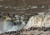 Cina: un arcobaleno sopra la cascata di Hukou del fiume Giallo (3)