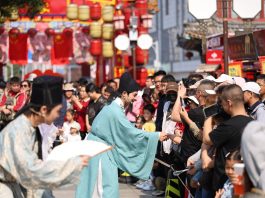 Cina: mercato dei consumi legati a festività registra crescita costante