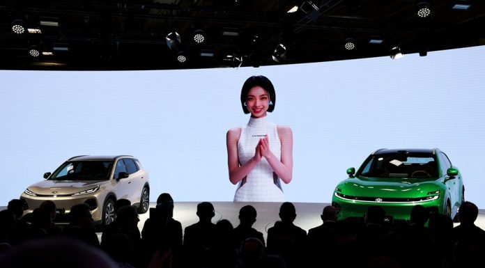 Francia: al via Salone dell’auto di Parigi con numero record di marchi cinesi