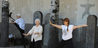 Cina: trend del “Chinamaxxing” a Chenjiagou, stranieri praticano taijiquan (5)