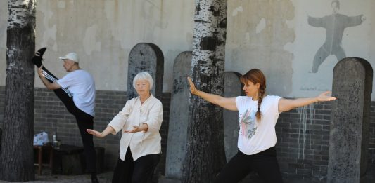 Cina: trend del “Chinamaxxing” a Chenjiagou, stranieri praticano taijiquan (5)