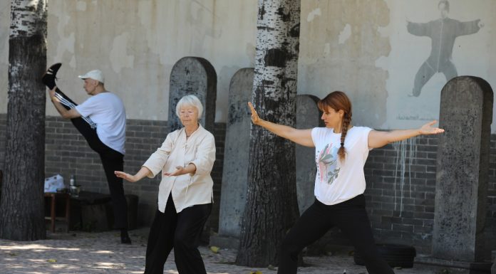 Cina: trend del “Chinamaxxing” a Chenjiagou, stranieri praticano taijiquan (5)