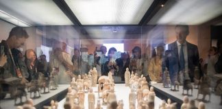 Cina: ospiti internazionali visitano siti culturali e aziende a Luoyang (1)