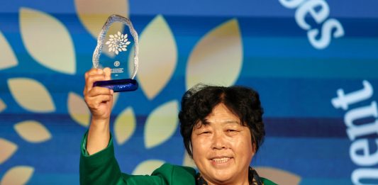 Cina: Yin Yuzhen tra le 100 eroine della FAO per la lotta alla desertificazione