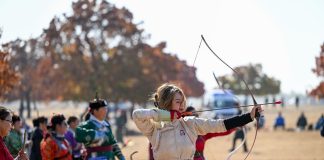 Cina: Mongolia Interna, al via stagione di turismo culturale dedicato agli aceri (2)