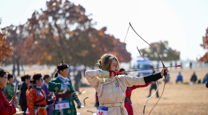 Cina: Mongolia Interna, al via stagione di turismo culturale dedicato agli aceri (2)