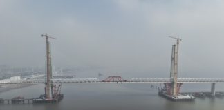 Cina: in costruzione ponte ferroviario transmarittimo della baia di Hangzhou (1)