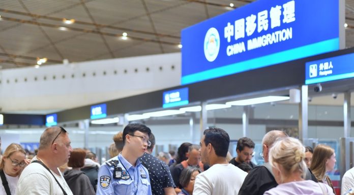 Cina: viaggi transfrontalieri in aumento del 7,9% nel terzo trimestre 2026
