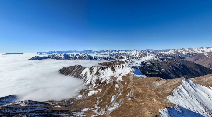 Cina: Sichuan, immagini aeree dei luoghi storici della Lunga Marcia (3)