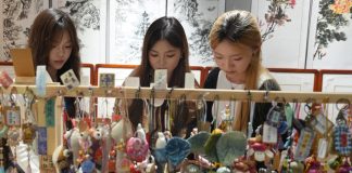 Cina: cala il PMI non manifatturiero, stabili le attività dei servizi
