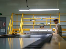 Cina: lo Yunnan sviluppa il settore della produzione di vetro fotovoltaico (3)