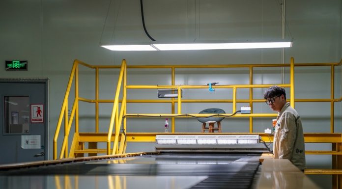 Cina: lo Yunnan sviluppa il settore della produzione di vetro fotovoltaico (3)