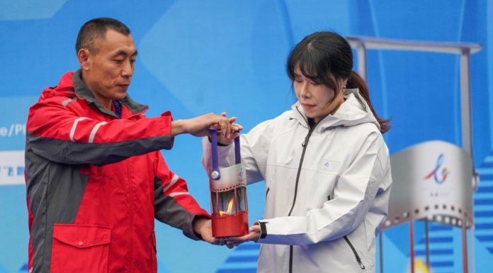 Cina: Changchun accoglie la fiamma dell’Universiade invernale 2027 (1)