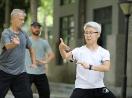 Cina: trend del “Chinamaxxing” a Chenjiagou, stranieri praticano taijiquan (2)