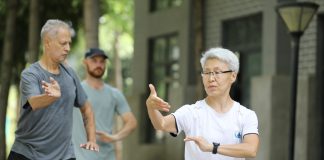 Cina: trend del “Chinamaxxing” a Chenjiagou, stranieri praticano taijiquan (2)