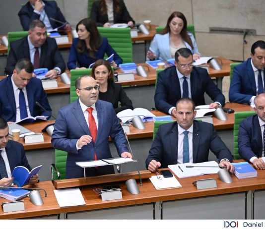 Malta Budget 2027: €1,000 bonus as foreign workers and tourists taxes rise