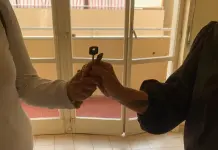 Palermo, casa assegnata a una famiglia con due minori a rischio sfratto allo Zen. Ferrandelli: “Superare cultura della sopraffazione”