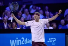 Zverev ai quarti a Vienna, da lunedì sarà n°1 del ranking Atp. Out al secondo turno Darderi e Musetti
