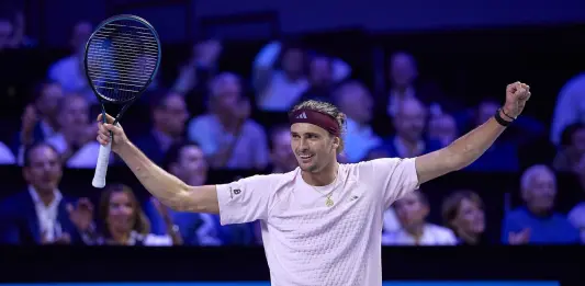 Zverev ai quarti a Vienna, da lunedì sarà n°1 del ranking Atp. Out al secondo turno Darderi e Musetti