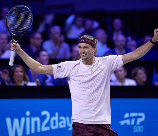 Zverev ai quarti a Vienna, da lunedì sarà n°1 del ranking Atp. Out al secondo turno Darderi e Musetti